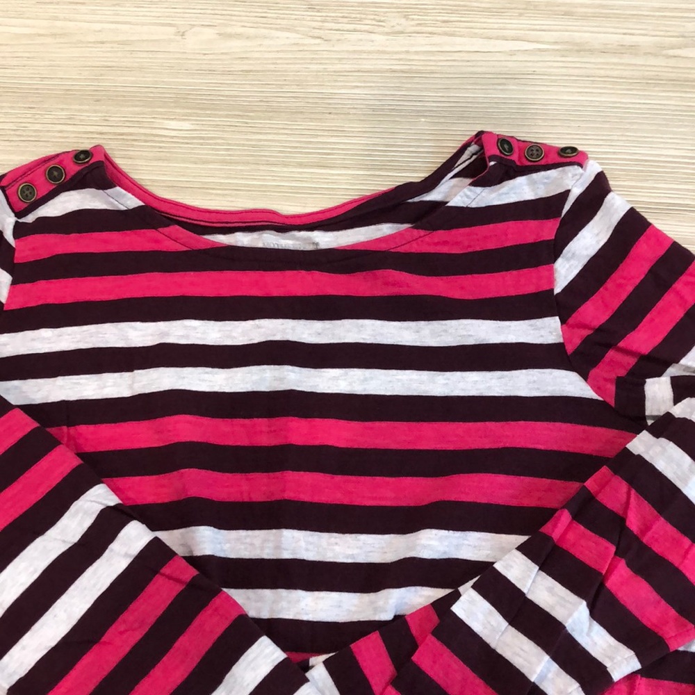 Medium motherhood maternity long sleeve tee